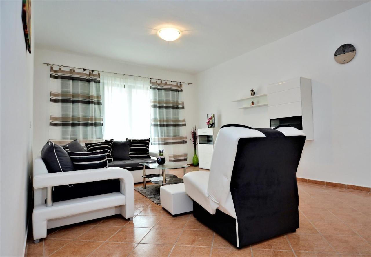 Villa Allegro Sukošan Exterior foto