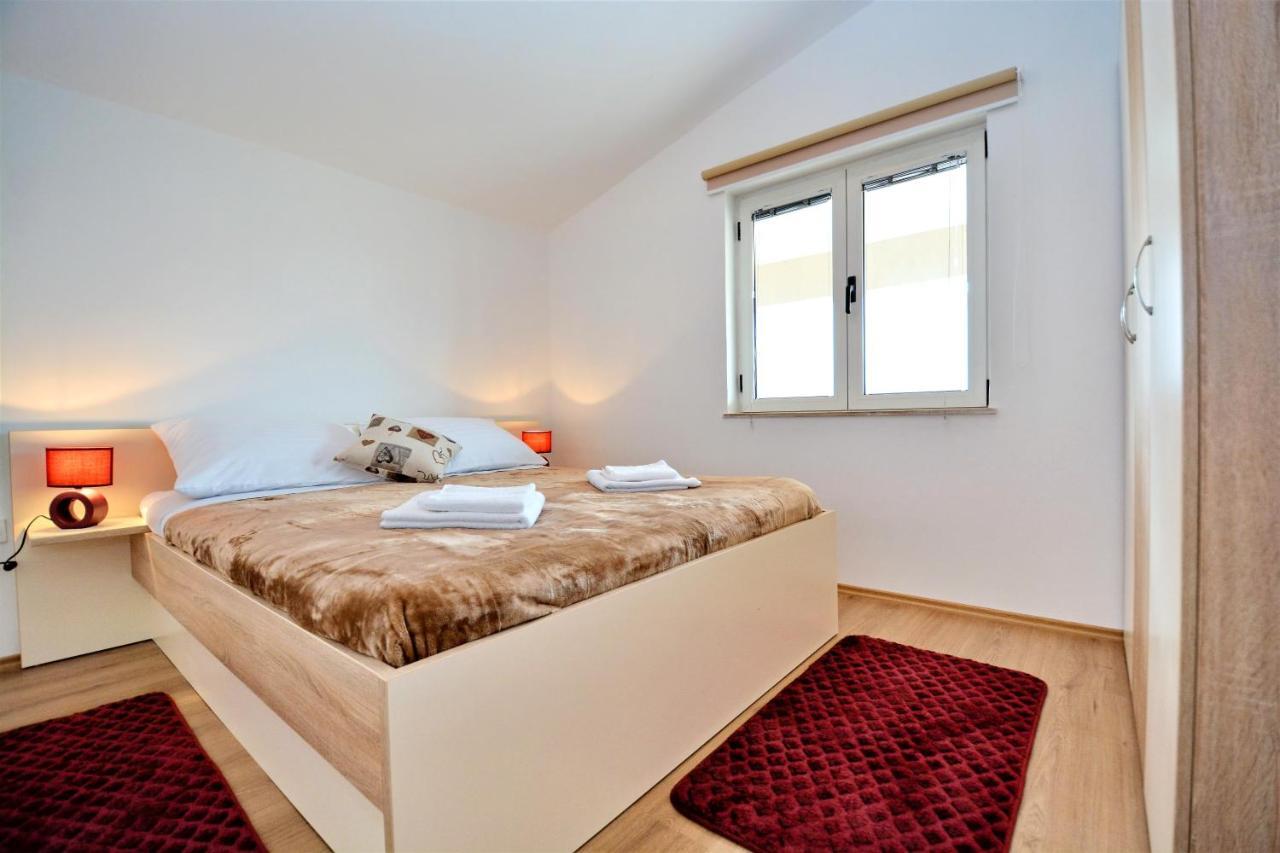 Villa Allegro Sukošan Exterior foto