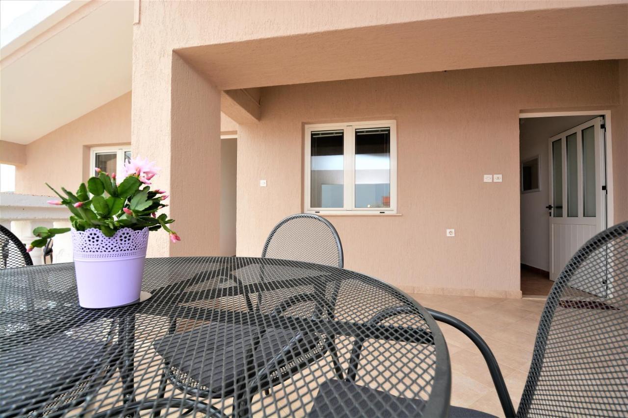 Villa Allegro Sukošan Exterior foto