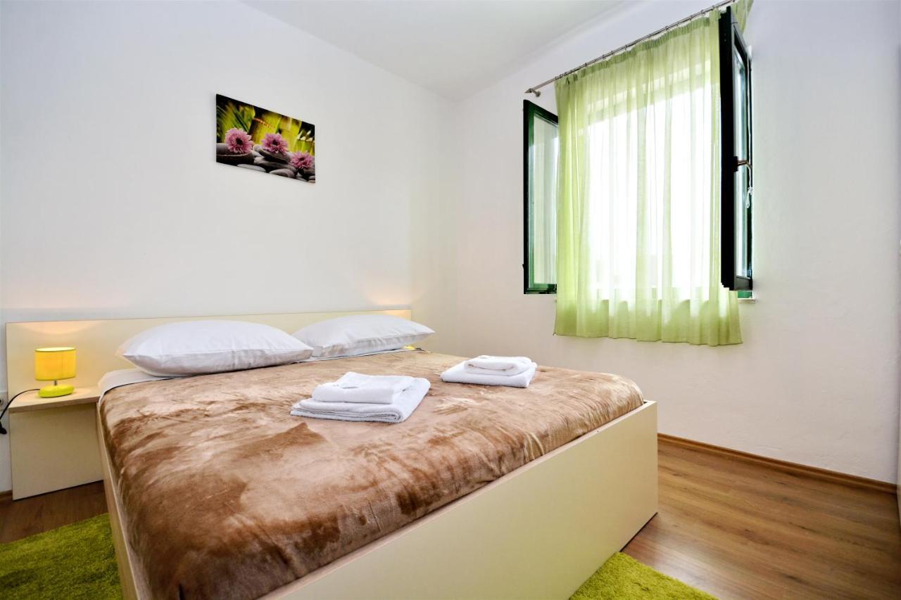 Villa Allegro Sukošan Exterior foto