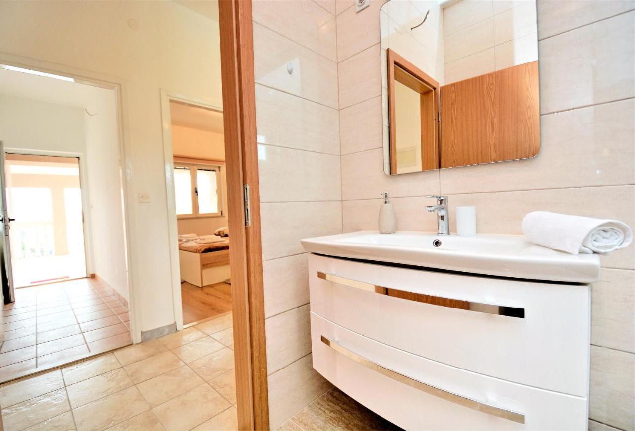 Villa Allegro Sukošan Exterior foto